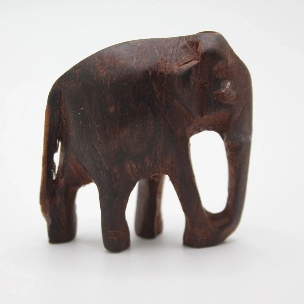 Hand Carved Wooden Elephant Figurine‎ Small Animal Statue Home Decor Shelf